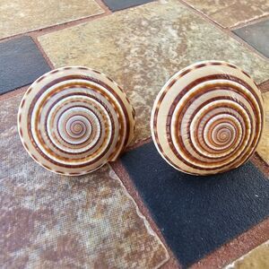 Vintage Seashell Earrings, clip on earrings